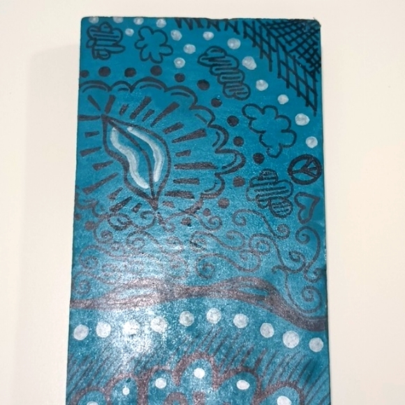 OOAK Upcycled Hand Painted Abstract Doodle Folk Art 'Love' Shelf Wall Decor - Picture 6 of 7